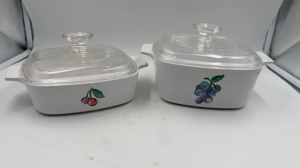 2 VTG Corning Ware FRUIT BASKET Casserole A-1-B 1 QT &A 1 1/2-B 1.5 Q W/ 2 Lid